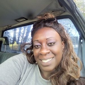 Meet your Posher, Rochelle